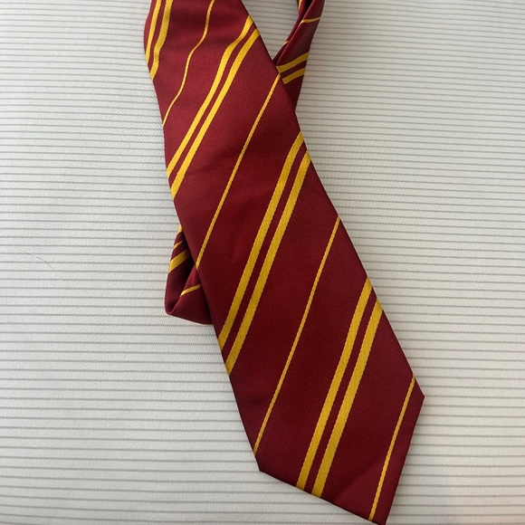 Harry Potter tie - Picture 1 of 2